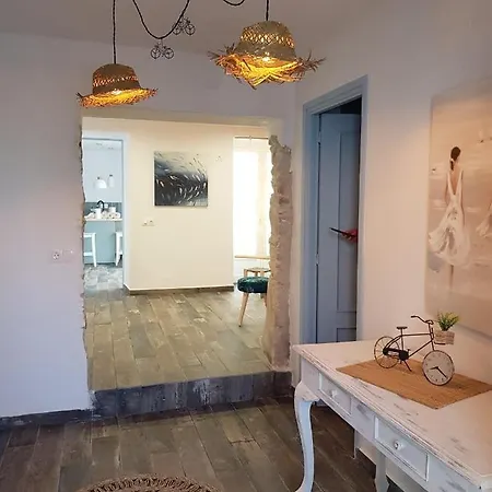 Ideal Parelles Aptm Amb Encant Estil Mediterrani I Tranquil A Apartment *